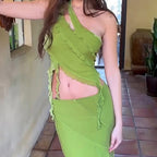 Damen hochgeschlossenes Maxikleid mit asymmetrischem Rüschendesign und eleganter Drapierung R&B