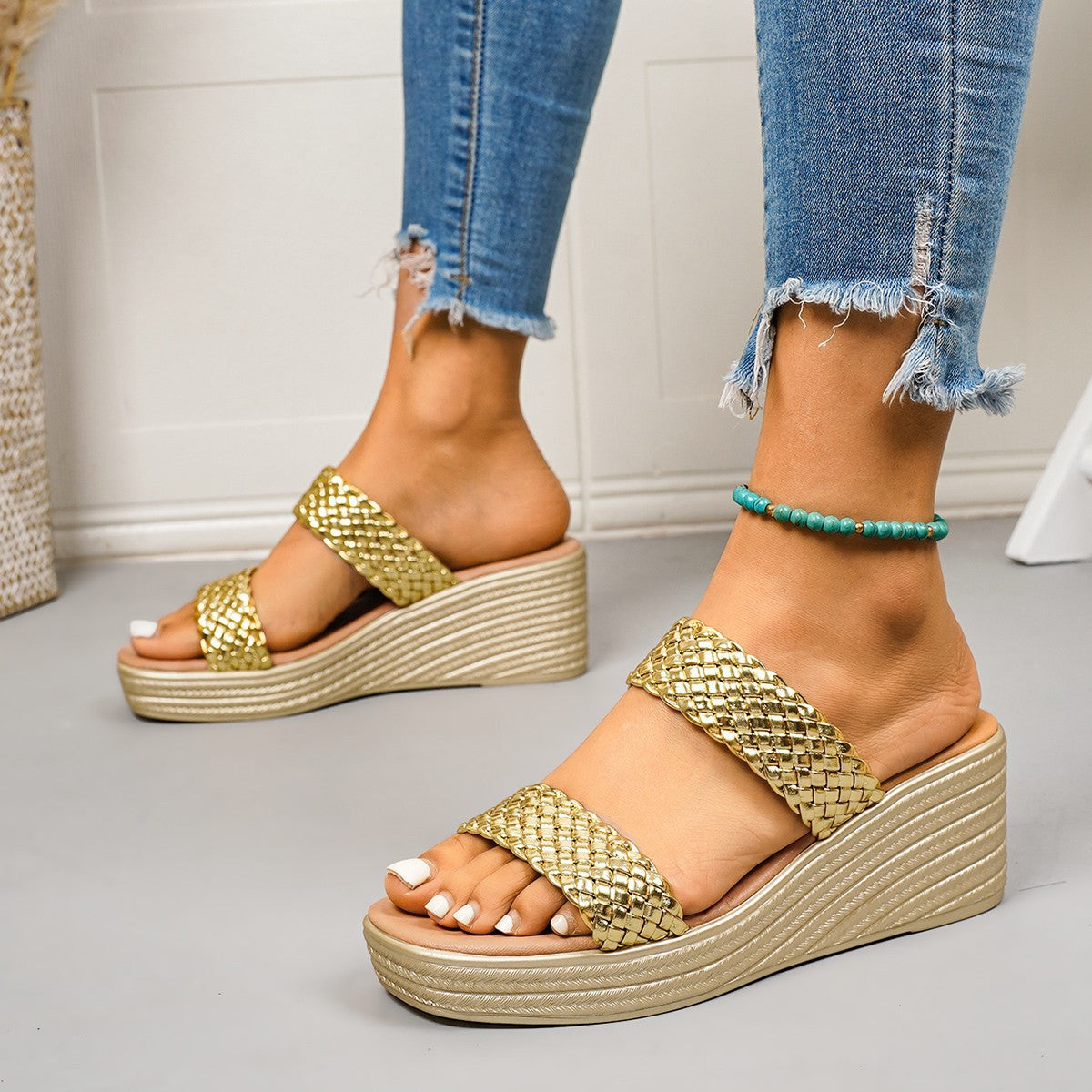 Damen Wedge-Pantoletten mit geflochtenem Riemendesign und komfortabler Sohle R&B