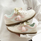 Damen modische Sneaker mit einzigartigem Blumenmotiv und bequemer Dämpfung