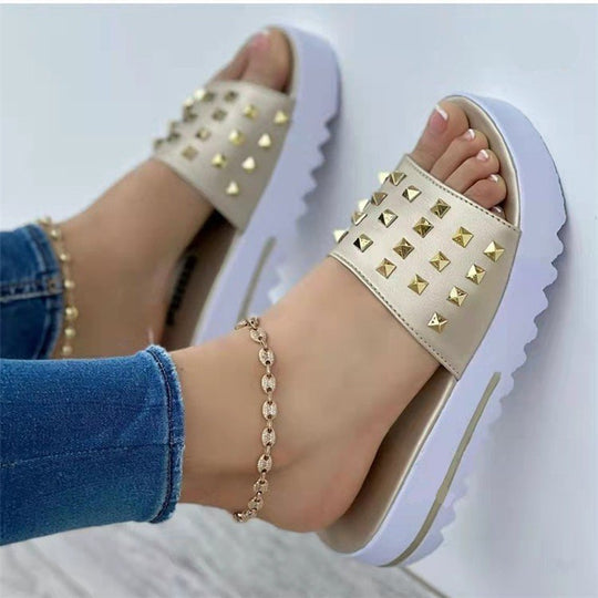 Damen nan Nieten-Pantolette mit gepolstertem Komfortfußbett und profiliertem Flatform-Absatz R&B
