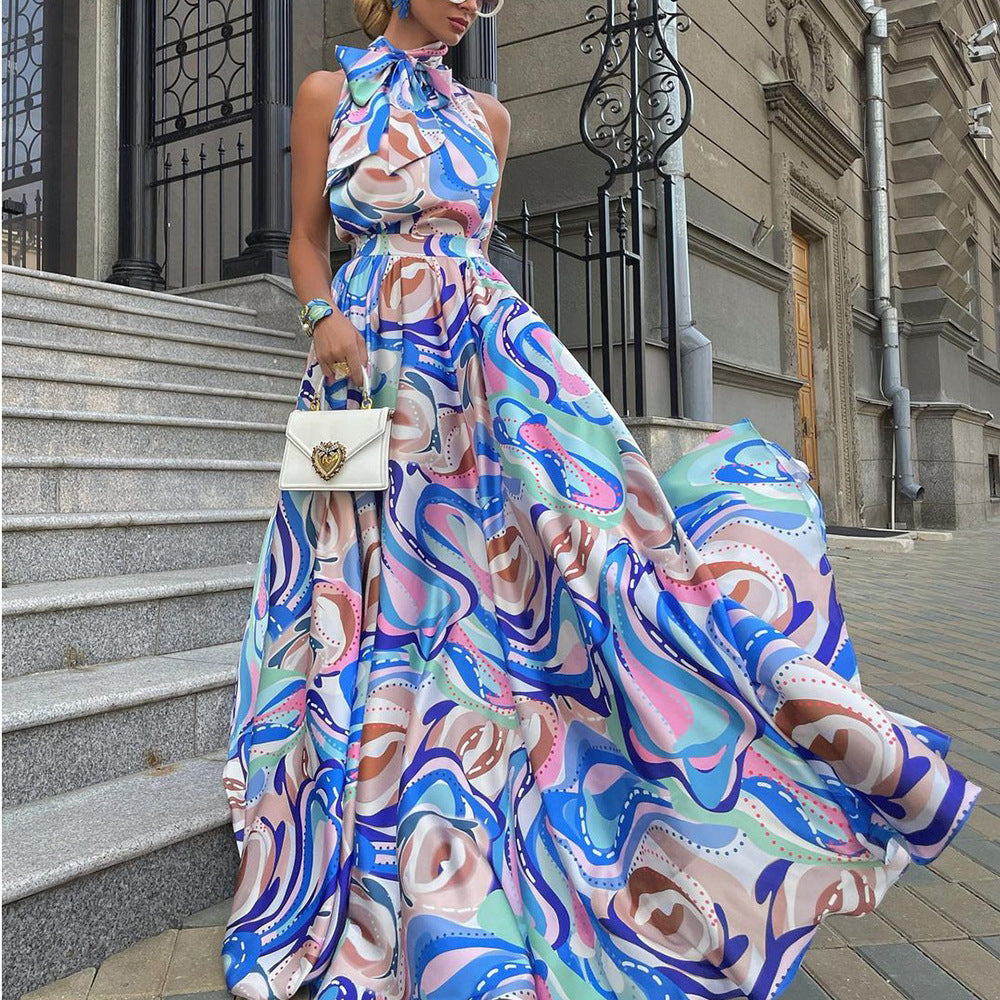 Damen Elegantes Maxikleid mit geknotetem Kragen und geschwungenem Muster R&B