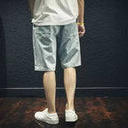 Herren lässige Destroyed Denim-Shorts mit modernen Details und bequemer Passform