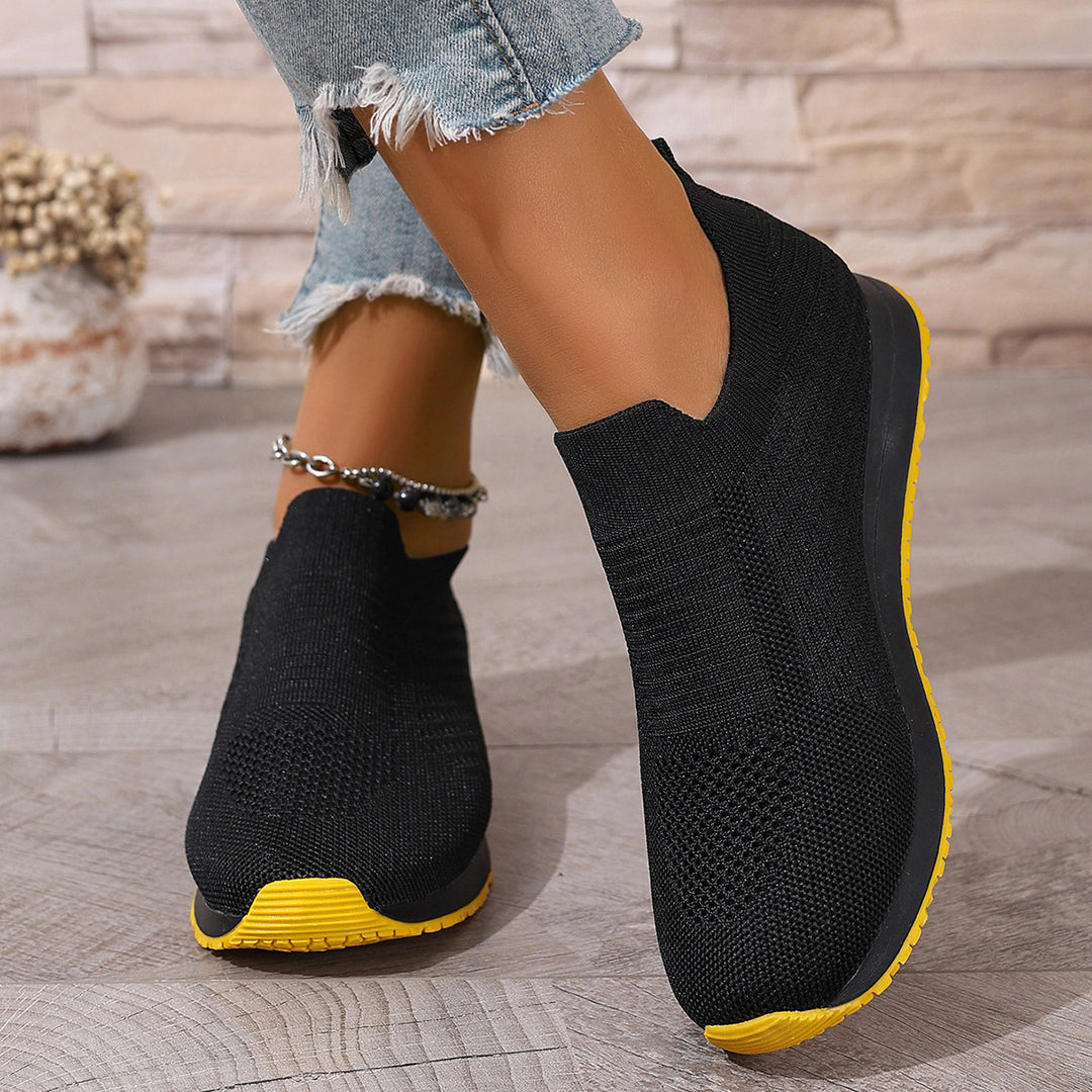 Damen atmungsaktive Slip-On Sneakers mit elastischem Einsatz R&B