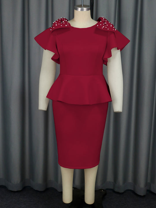 Damen Elegantes Kleid mit voluminösen Rüschensäumen und Perlenakzenten R&B