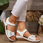 Damen komfortable Sandalen mit luftiger Laschenoptik und verstellbarem Riemen R&B