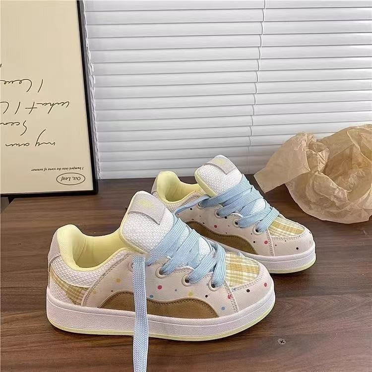 Damen Sportliche Sneakers mit verspieltem Karomuster und höchstem Tragekomfort R&B
