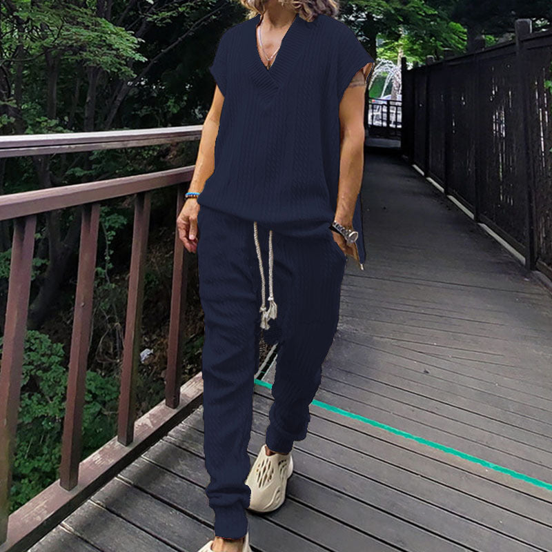 Damen lässiges Freizeit-Outfit mit strukturiertem Oberteil und bequemen Hosen R&B
