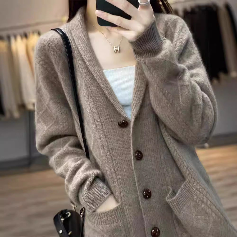 Damen Strickcardigan mit eleganter Struktur und großen Holzknöpfen R&B