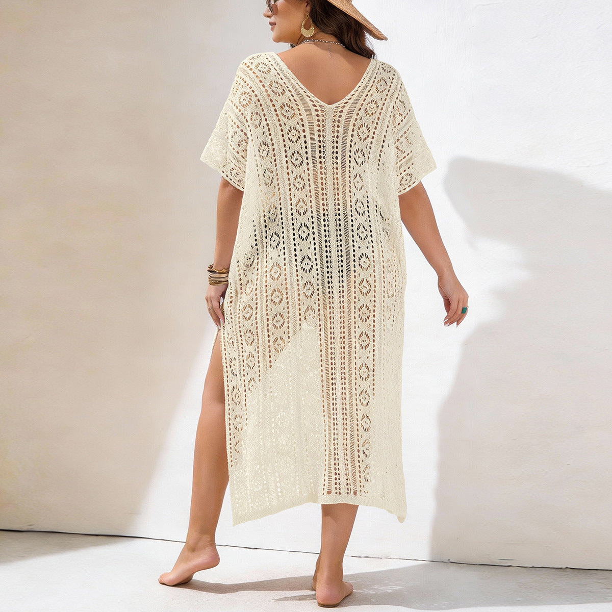Damen Häkelstrandkleid mit V-Ausschnitt und seitlichem Schlitz R&B