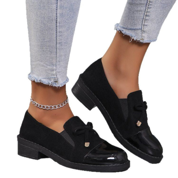 Damen elegante Mokassins mit modischem Schnürdesign und glänzendem Detail R&B