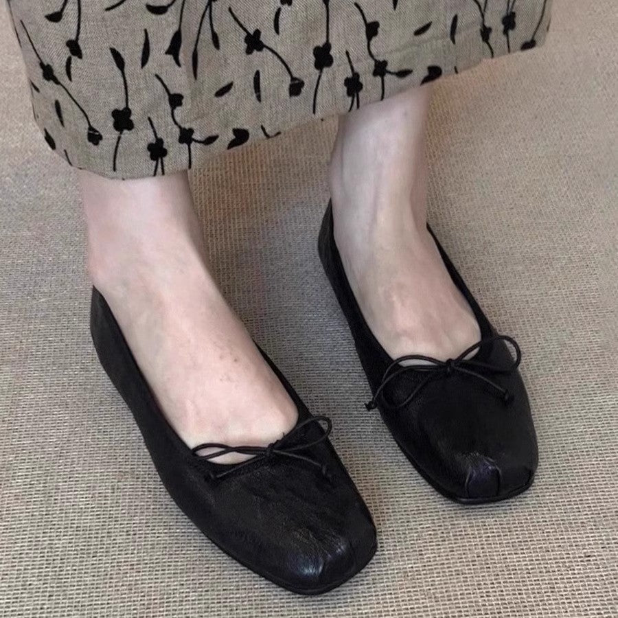 Damen Ballerinas mit einzigartigem Zehenabschluss und verstellbarem Riemen