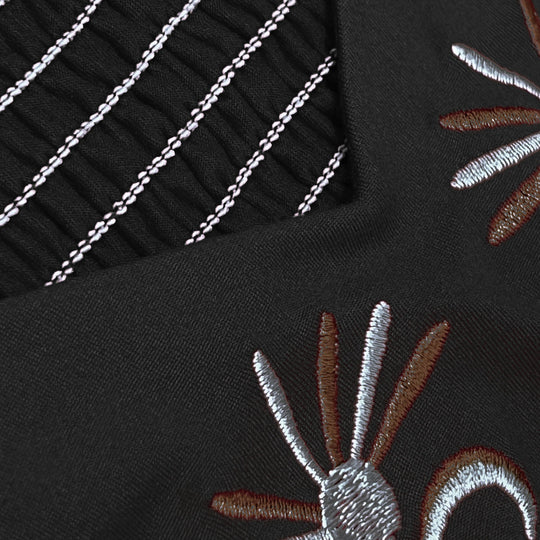 Damen bodenlanges Sommerkleid mit kunstvoller Stickerei und schwingendem Saum R&B
