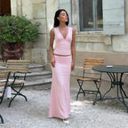 Damen figurbetontes Kleid mit Spitzenv Ausschnitt und schwingendem Saum EB