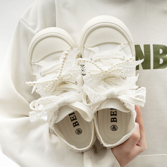 Damen Sneakers mit einzigartigen Spitzenverzierungen und komfortabler Sohle R&B