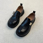Damen Modische Slip-On Schuhe mit komfortabler Gummisohle und eleganter Schnallenapplikation