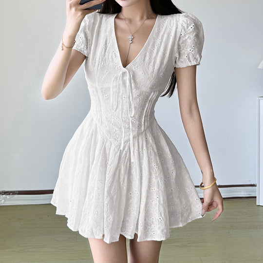 Damen Kurzärmeliges Sommerkleid mit raffinierten Rüschendetails und Bindeband R&B