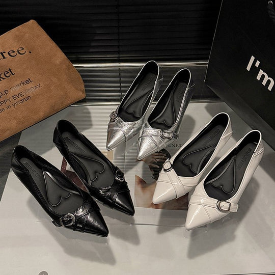 Damen elegante Pumps mit dekorativem Schnallenverschluss und spitzem Design R&B