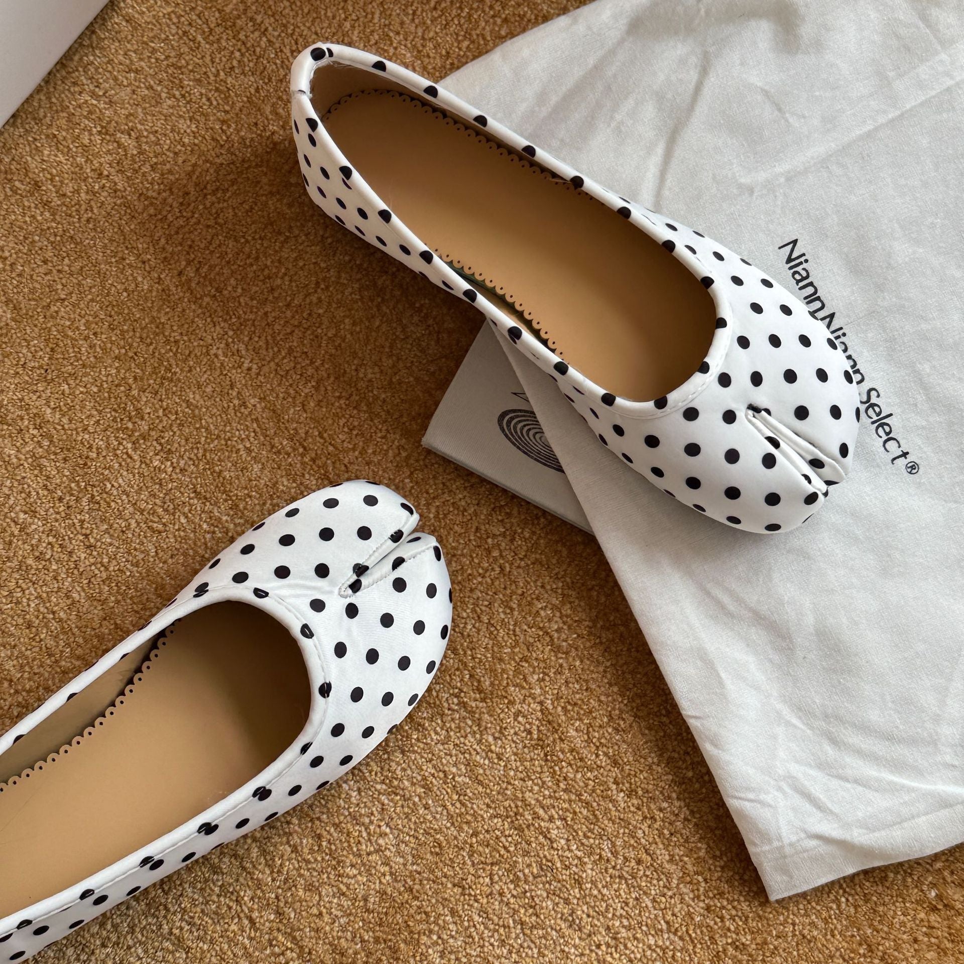 Damen Ballerinas mit modischem Punktmuster und bequemer Sohle R&B