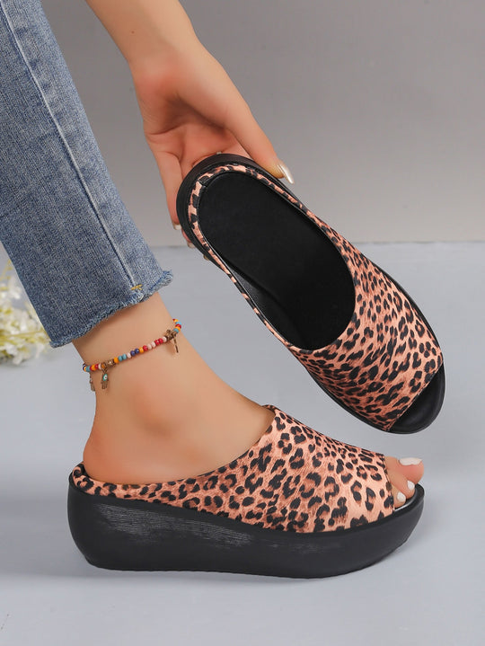 Damen Plateauslipper mit animalischem Muster R&B