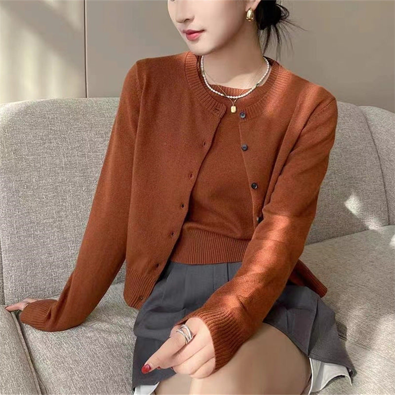 Damen Stilvolle Strickjacke mit Knopfverschluss und eleganter Passform R&B