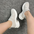 Damen Sportliche Slip-On Sneakers mit elastischem Haltand