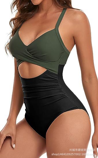 R&B | Hohler rückenfreier Bikini mit engen Trägern