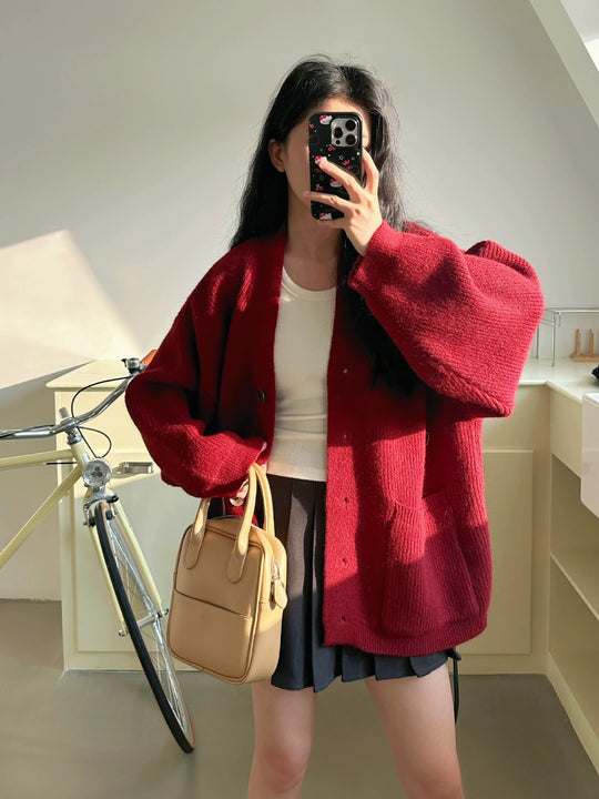 Damen Gemütliche Strickjacke mit großen Taschen und Knopfdetail R&B