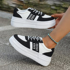 Damen Plateau-Sneaker mit innovativer Sohlenkonstruktion und modischem Schnürdesign R&B