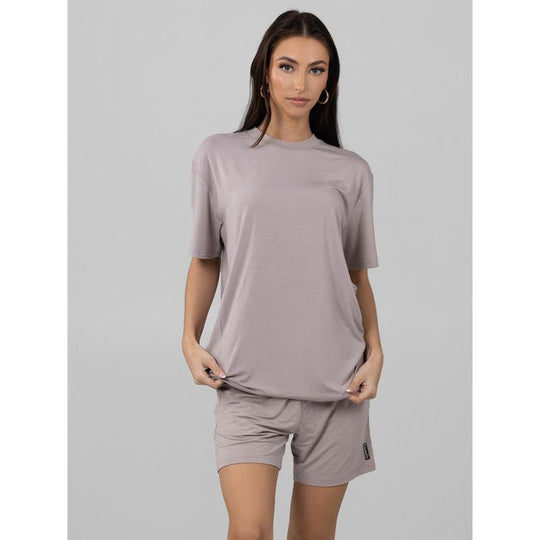 Damen lässiges Set mit oversized T-Shirt und Shorts R&B