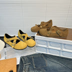 Damen bequeme Clogs mit dekorativem Kreuzriemen und sanfter Wildlederoberfläche R&B