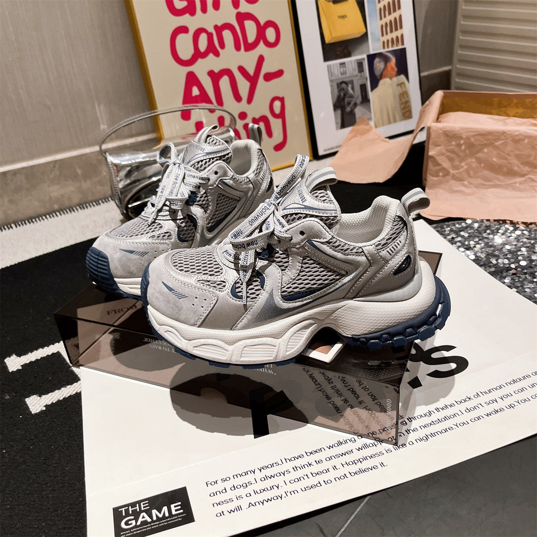 Damen sportliche Sneakers mit innovativem Sohlenprofil und atmungsaktivem Mesh-Obermaterial R&B