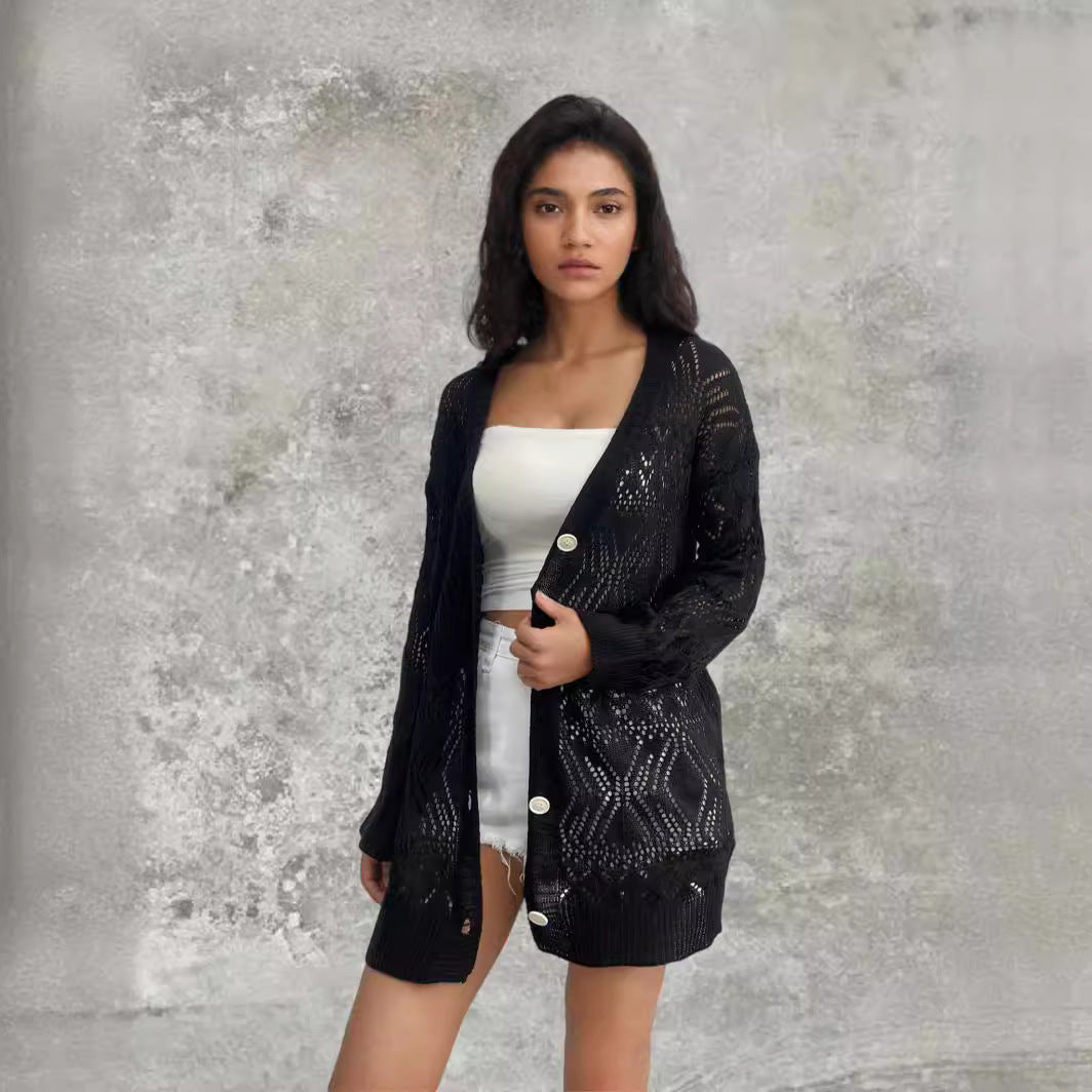 Damen Strickjacke mit feinem Lochmuster und eleganten Knopfdetails R&B