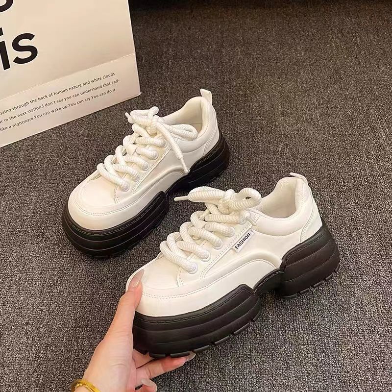 Damen Chunky Sneakers mit modischer Profilsohle und atmungsaktiver Oberflächenstruktur