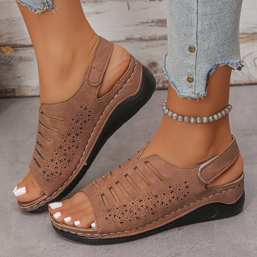 Damen bequeme Sandalen mit offenem Zehenbereich und floralen Cut-Outs R&B