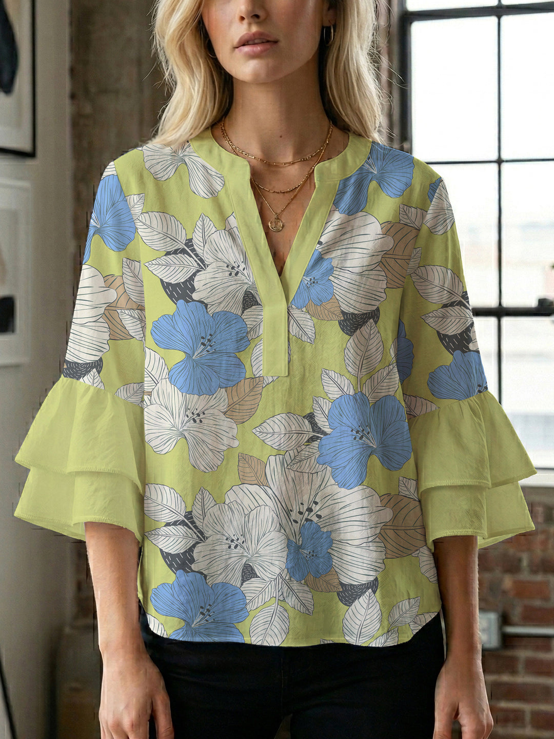 Damen Bluse mit voluminösen Ärmeln und floralem Design R&B