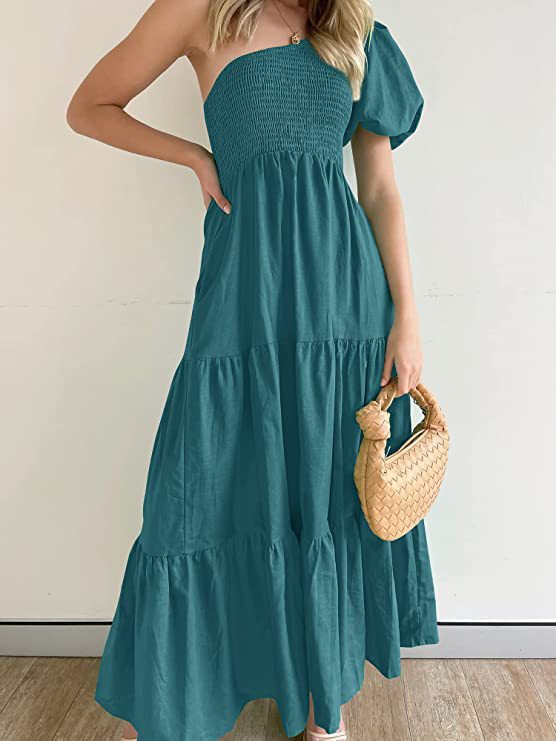 Damen Maxikleid mit asymmetrischem Trägerdesign und voluminösem Rock R&B