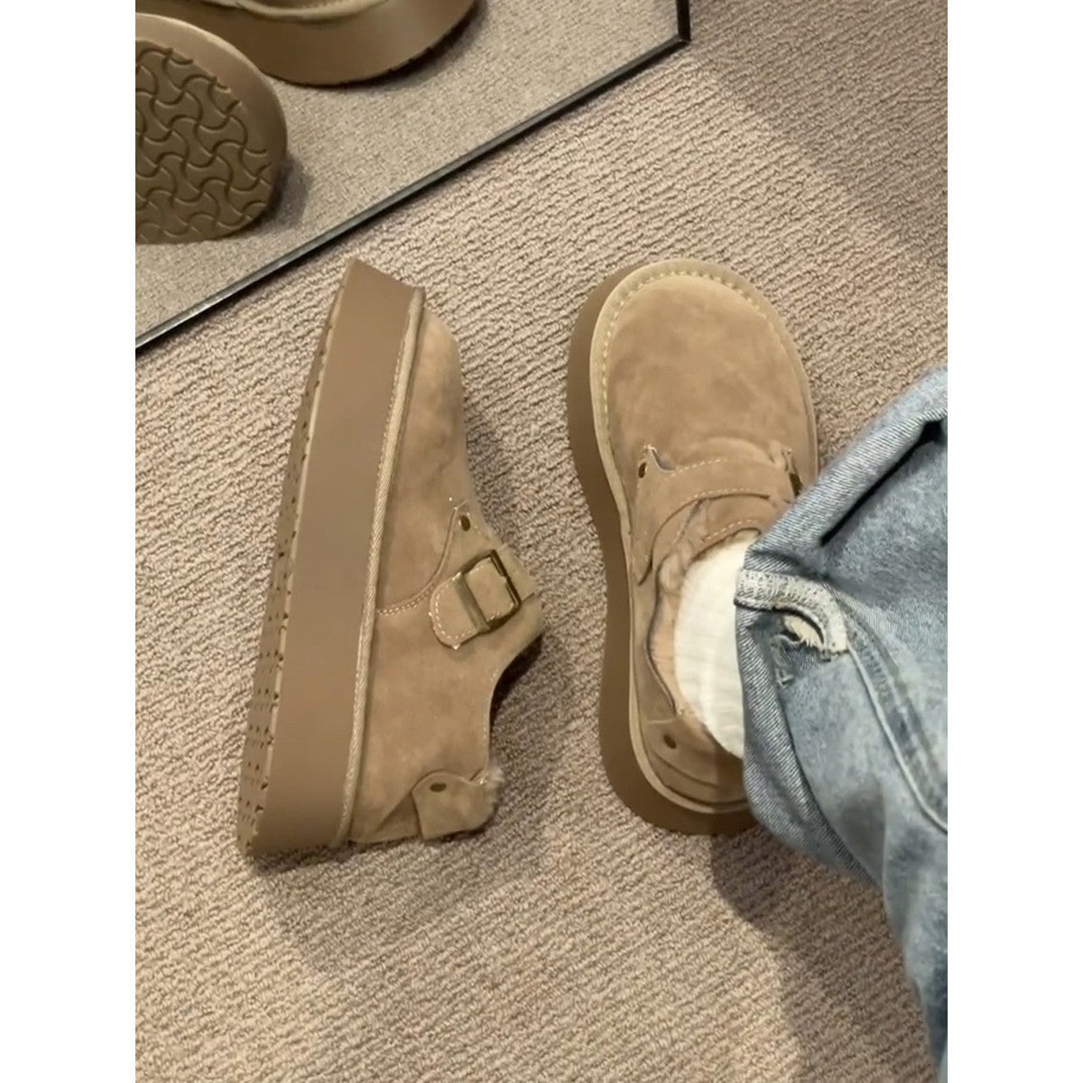 Damen kuschelige und bequeme Winterhausschuhe aus hochwertigem Veloursleder R&B