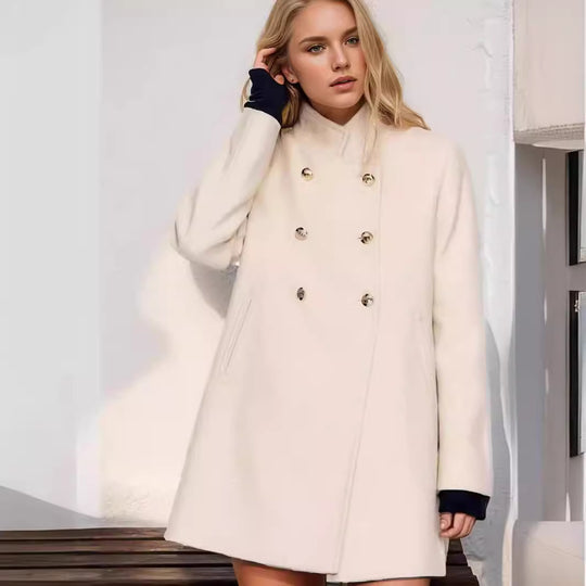 Damen Eleganter Kurz-Mantel mit doppelter Knopfreihe und seidigen Details R&B