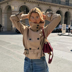 Damen modischer Trenchcoat mit innovativem Schnitt und praktischen Details R&B
