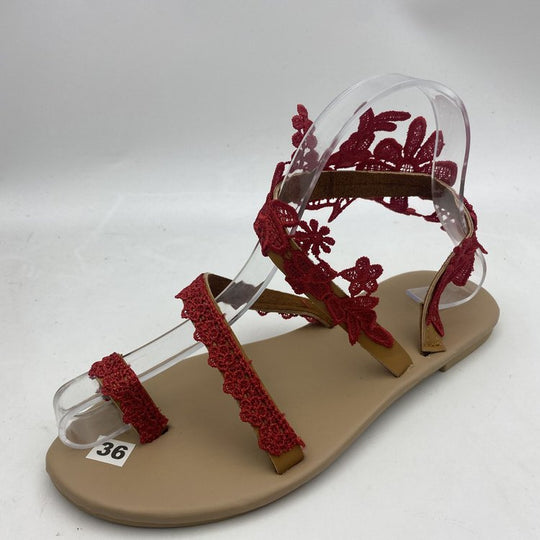 Damen Elegante Sandalen mit Floralen Spitzendetails und Verstellbaren Riemen R&B