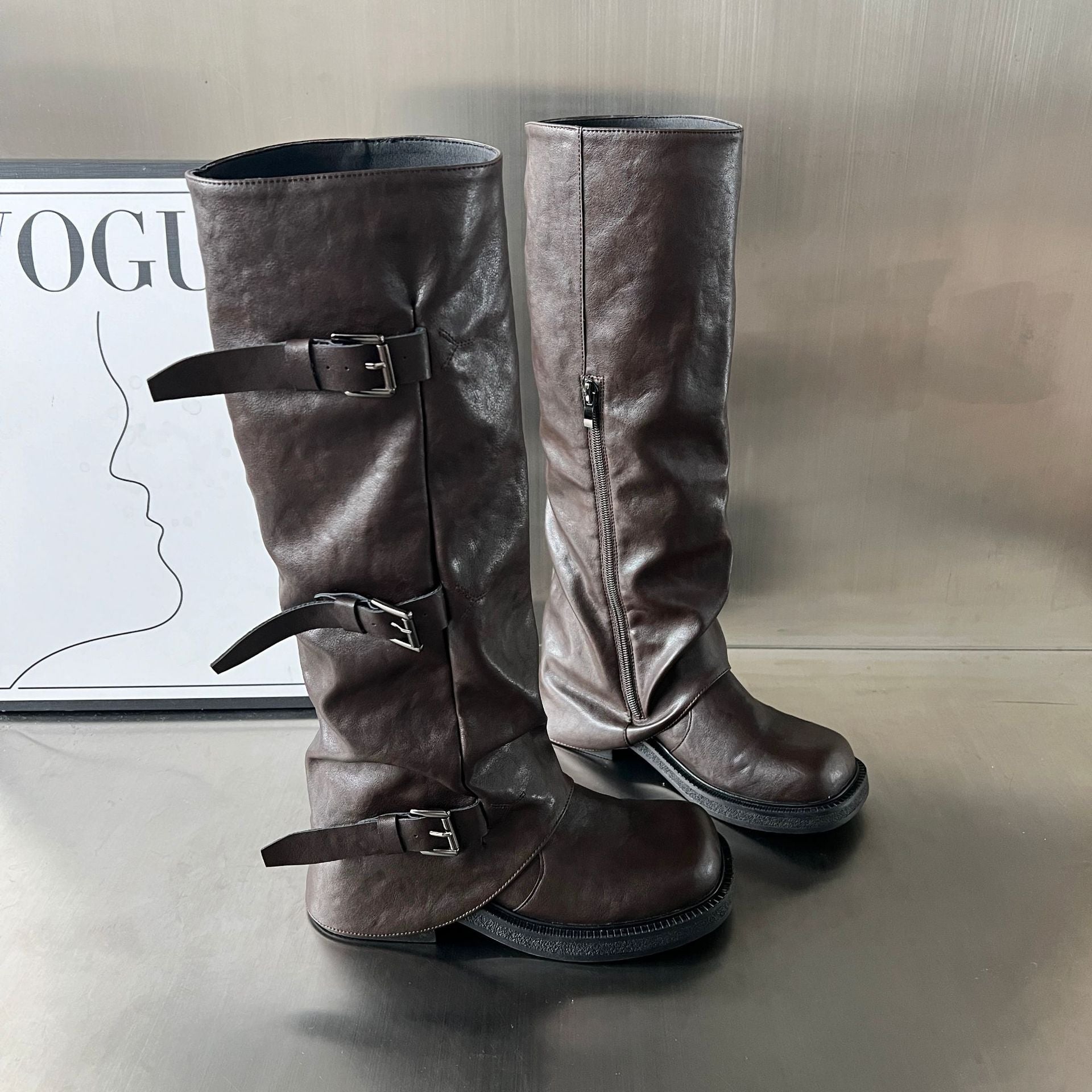 Damen modische Stiefel mit verstellbaren Riemen und robustem Profil R&B
