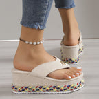 Damen Plateau-Pantoletten mit farbenfrohem WR&Bdesign und eleganter Vorderpartie R&B