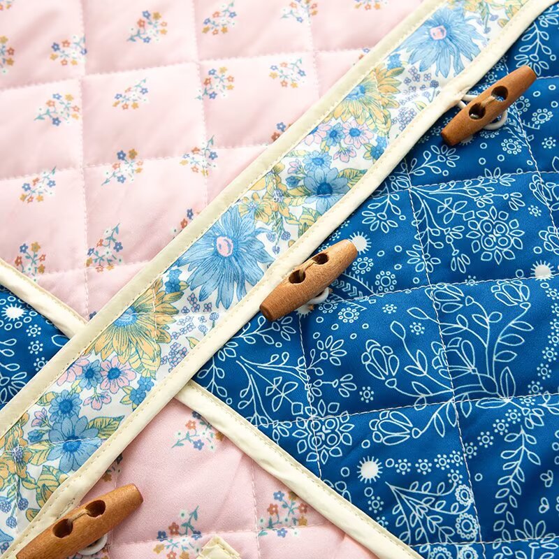 Damen gesteppte Übergangsjacke mit floralen Mustern und großen Taschen R&B
