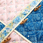 Damen gesteppte Übergangsjacke mit floralen Mustern und großen Taschen R&B