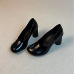 Damen elegante Pumps mit glänzender Lack-Oberfläche und komfortablem Blockabsatz