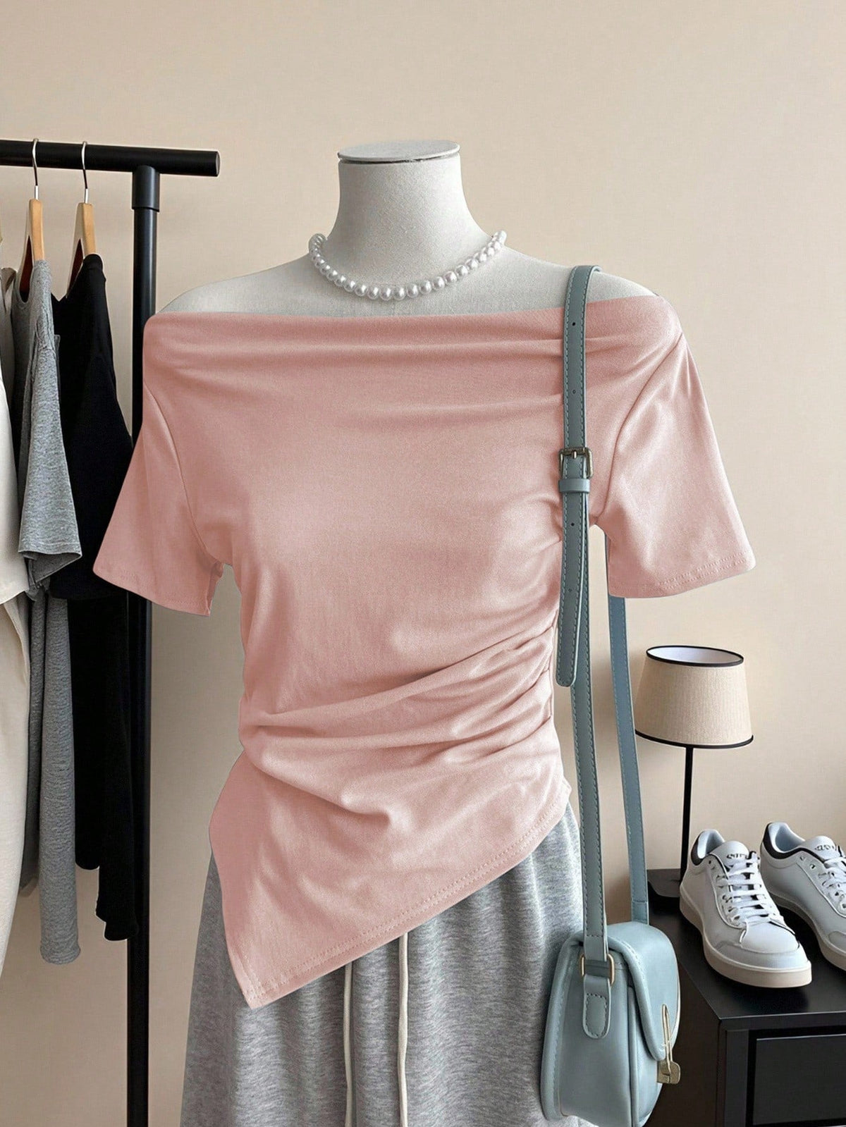 Damen Off-Shoulder T-Shirt mit Raffung R&B