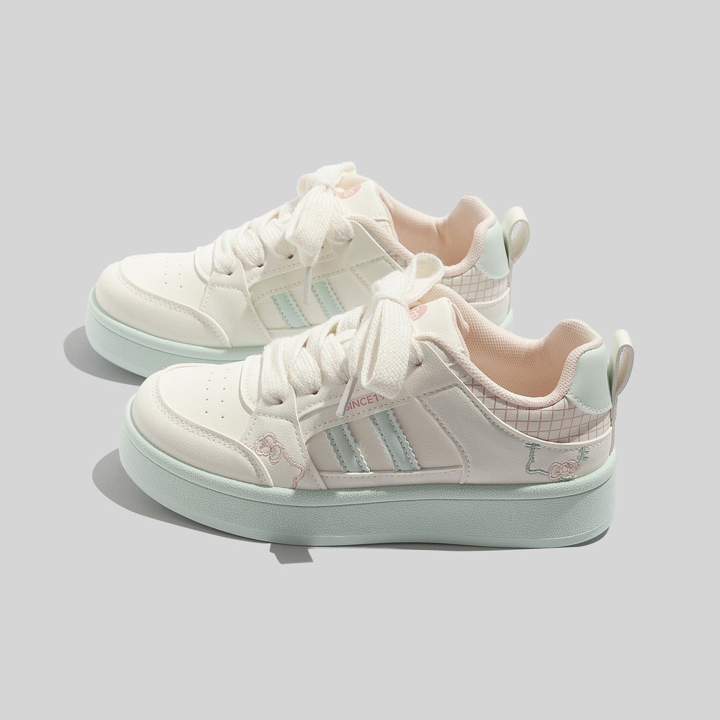 Damen Sneaker mit gepolstertem Innensohle und modernen Akzenten