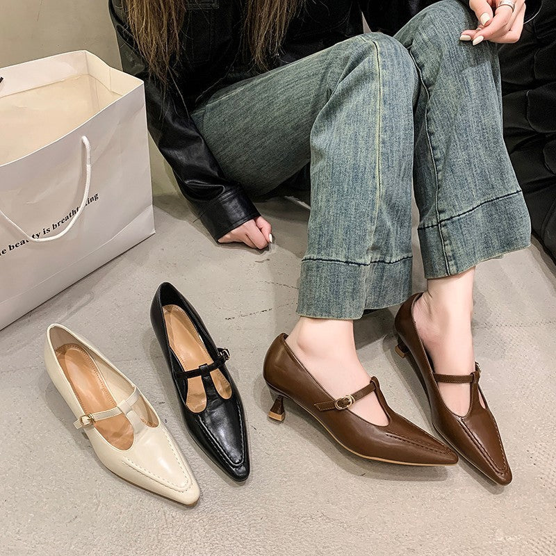 Damen Ballerinas mit elegantem Riemchen und spitzem Zehenbereich