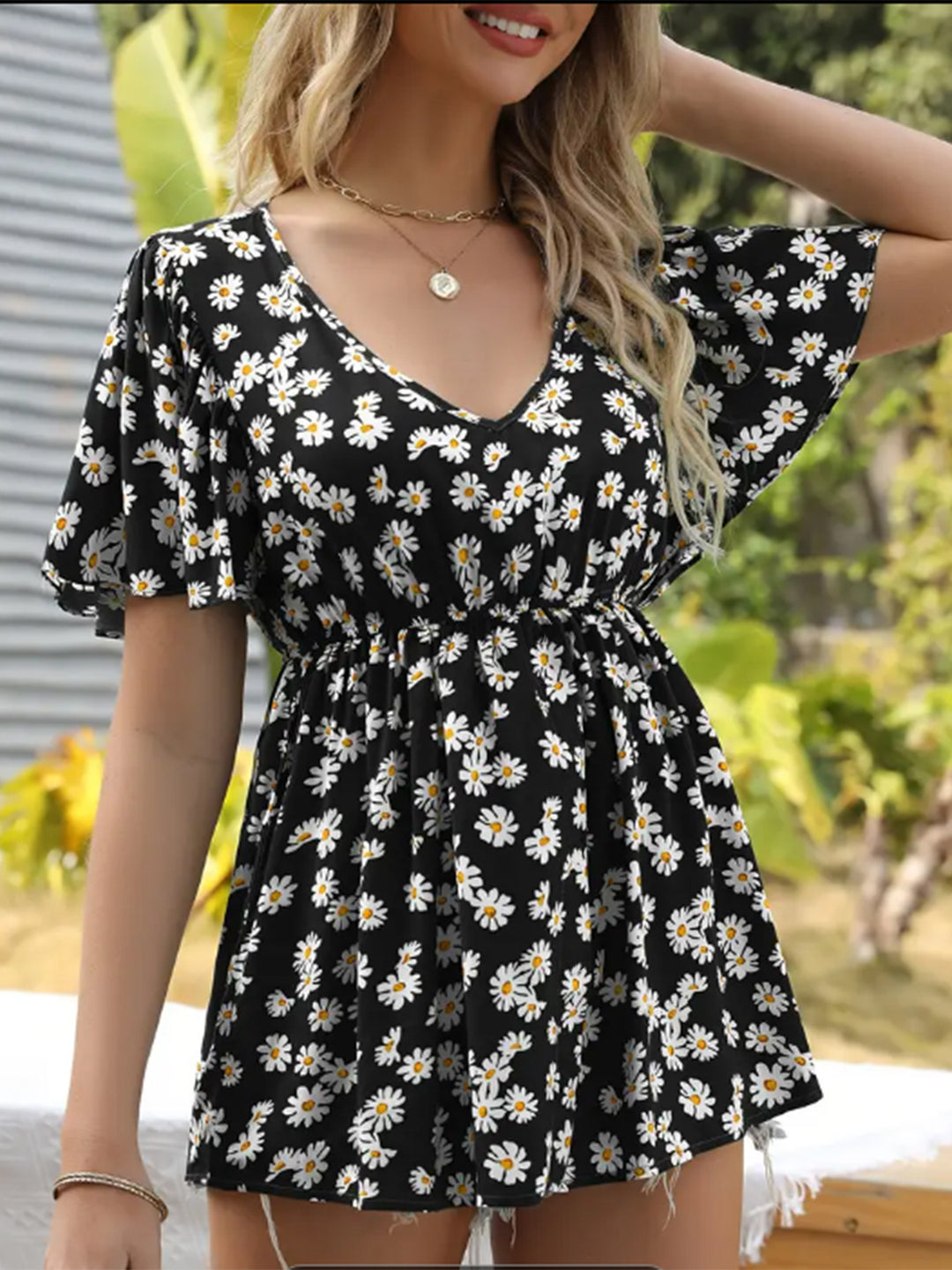 Damen Sommerkleid mit weitem Schnitt und eleganten Rüschendetails R&B
