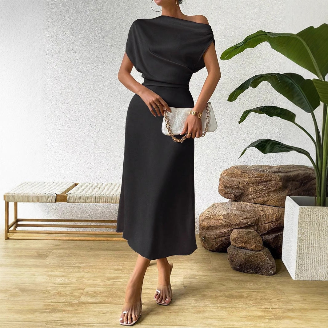 Damen Elegantes und fließendes Abendkleid mit asymmetrischem Schnitt R&B
